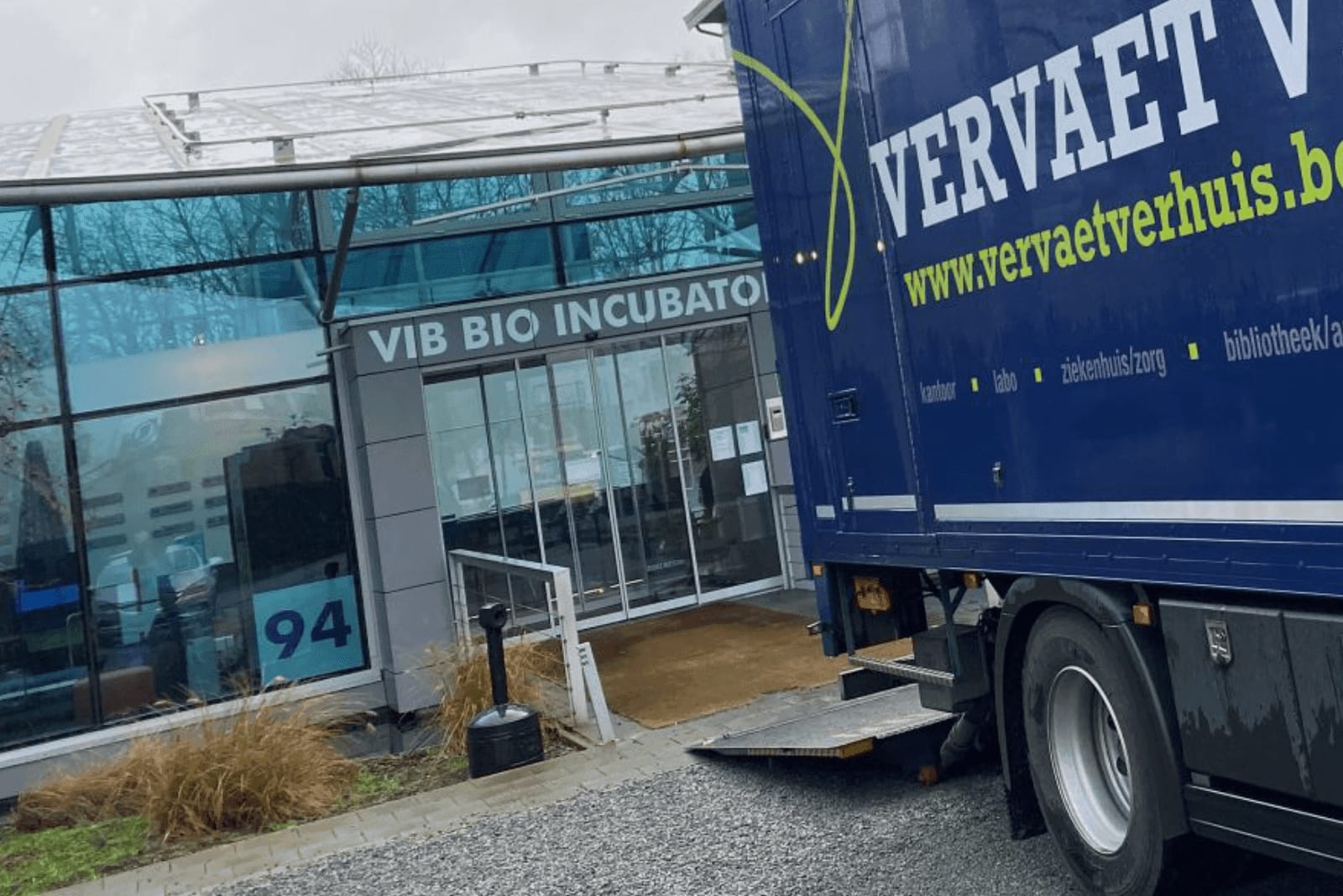 Laboratorium verhuis met verhuiswagen van Vervaet Verhuis